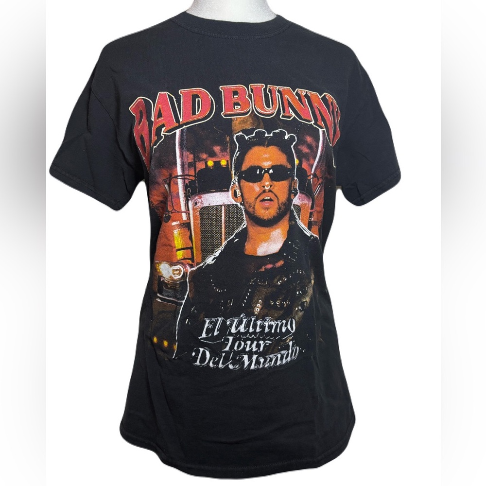 Bad Bunny t-shirt